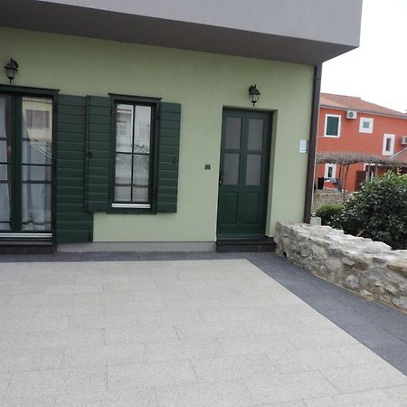Apartments Lori Biograd Na Moru Buitenkant foto